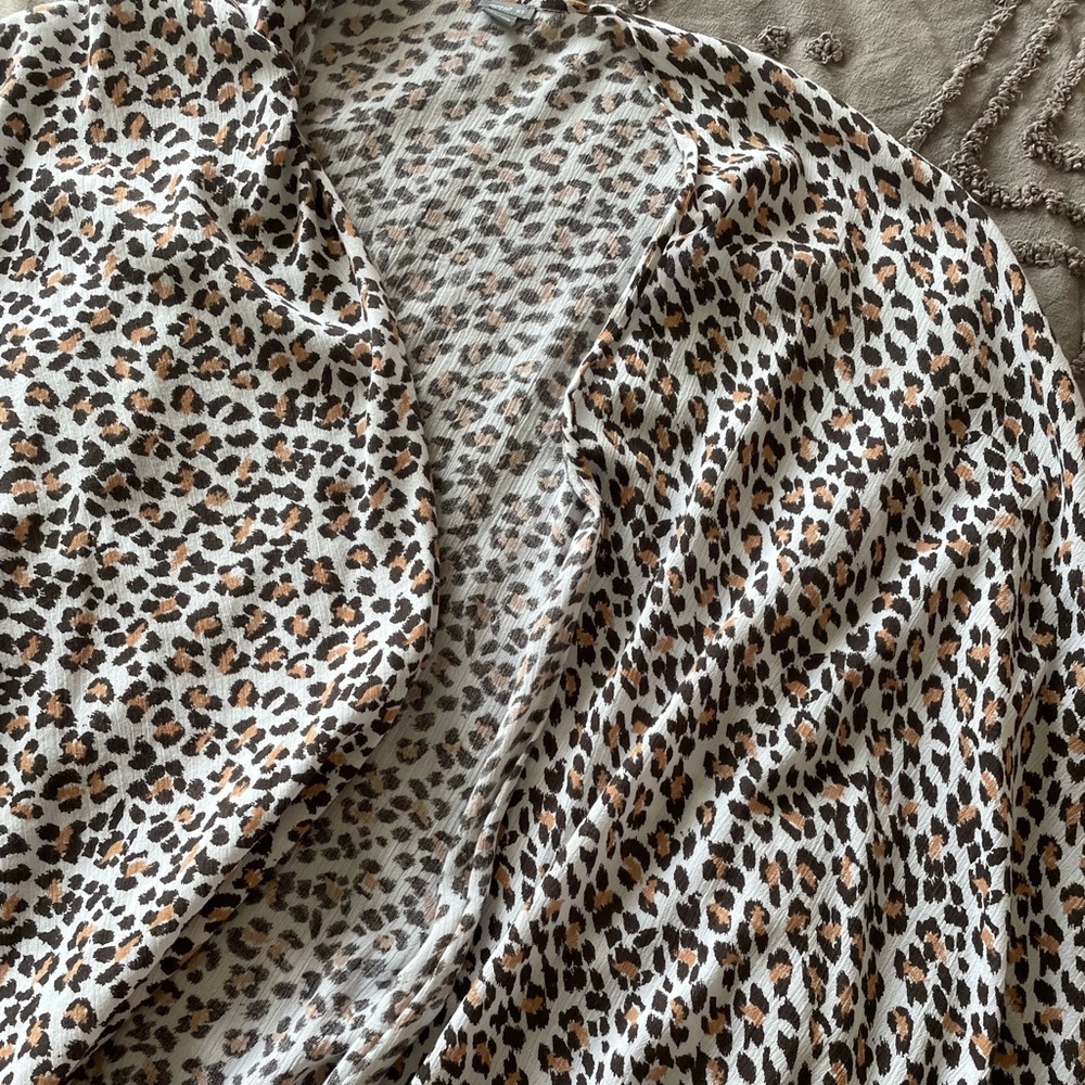 NWOT Aerie Shawl - Picture 3 of 4